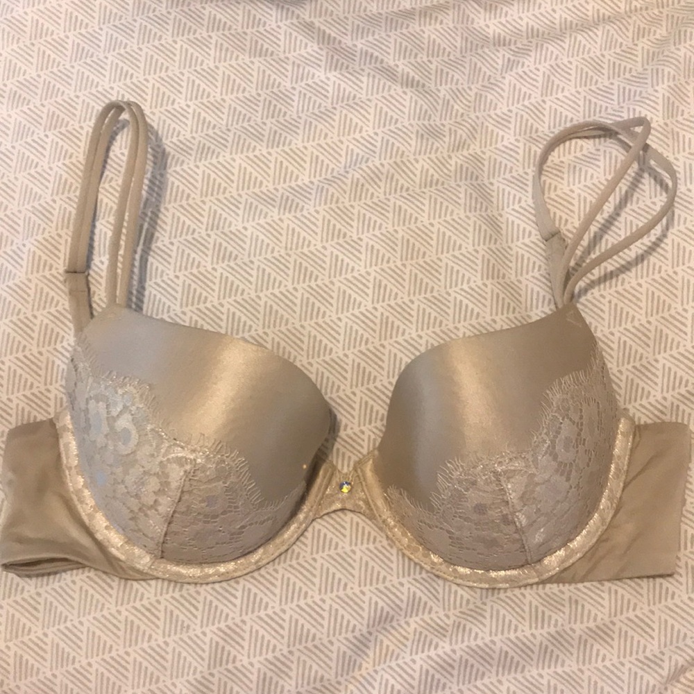VS Bra